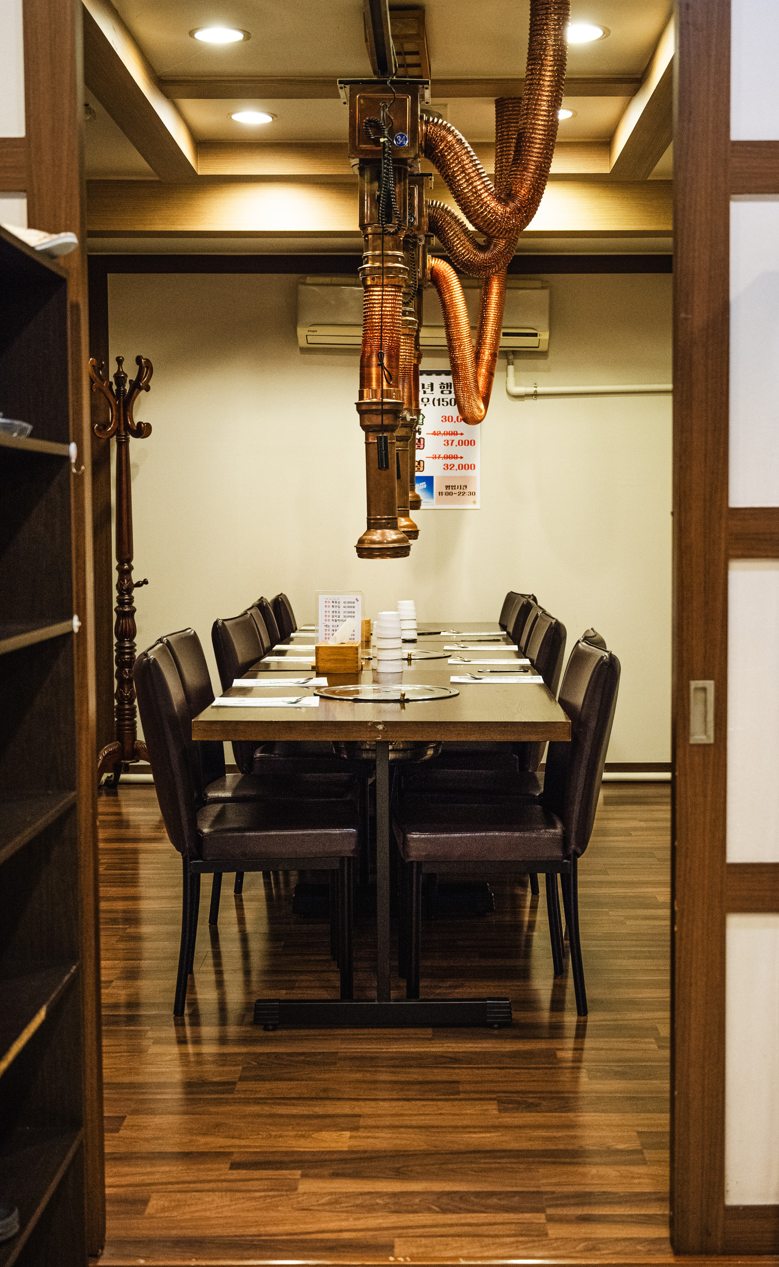 명우 한우 신사역 본점_매장이미지_0